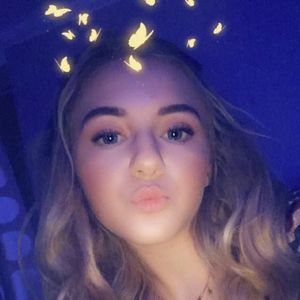 Meet your Posher, Ava